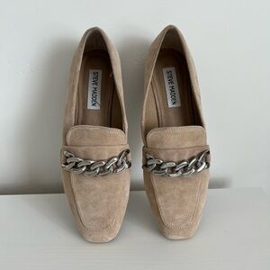 Steve Madden Tan Loafers with Chain Detail